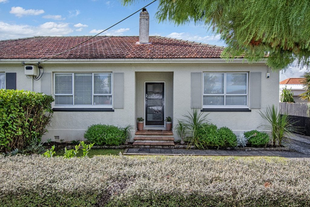 3A Lovatt Crescent, Kensington, Whangarei - Carousel 1
