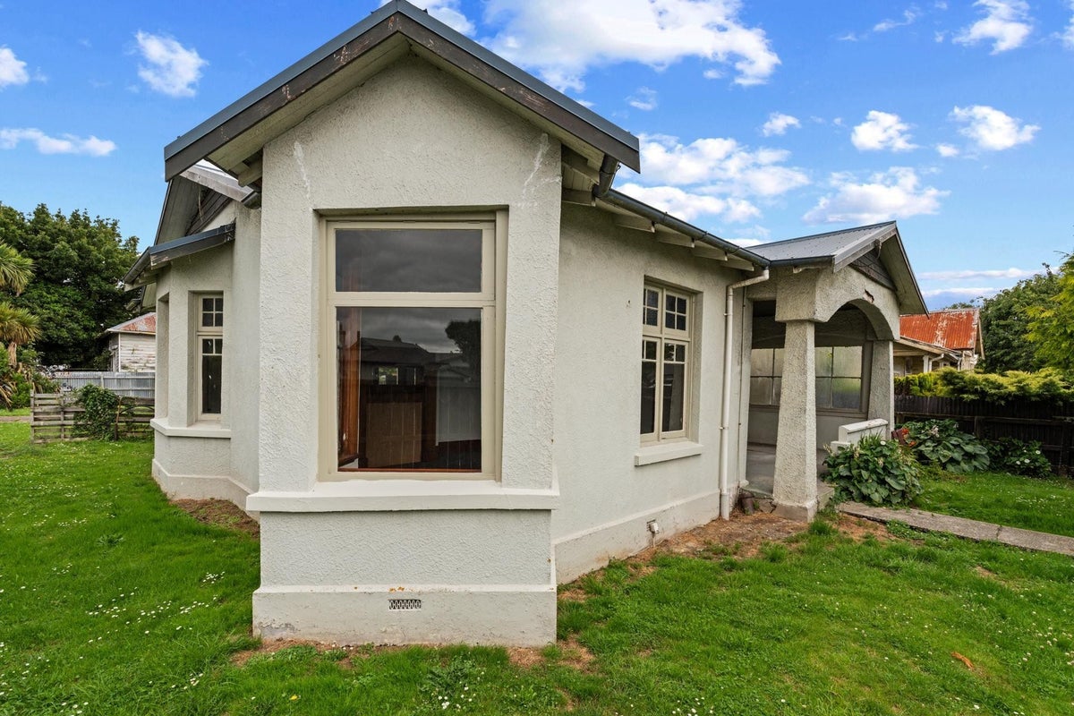 35 Rodney Street, Georgetown, Invercargill - Carousel 1