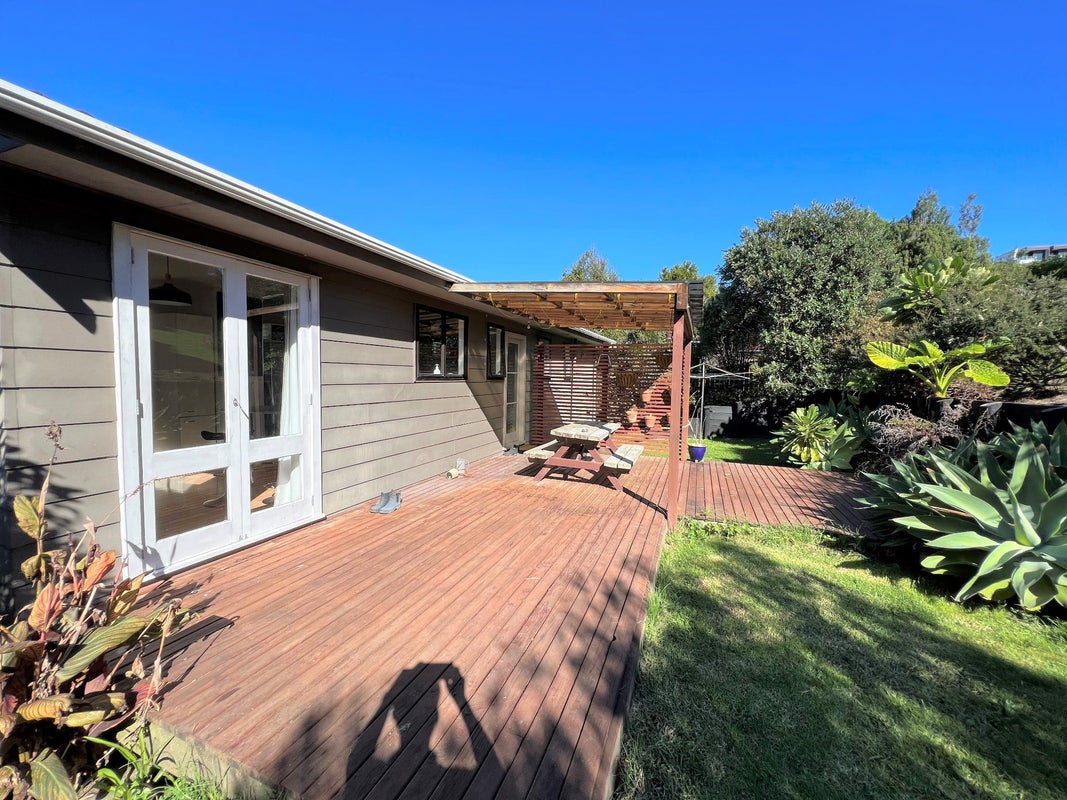 16 Panzic Place, Glen Eden, Auckland - Carousel 18