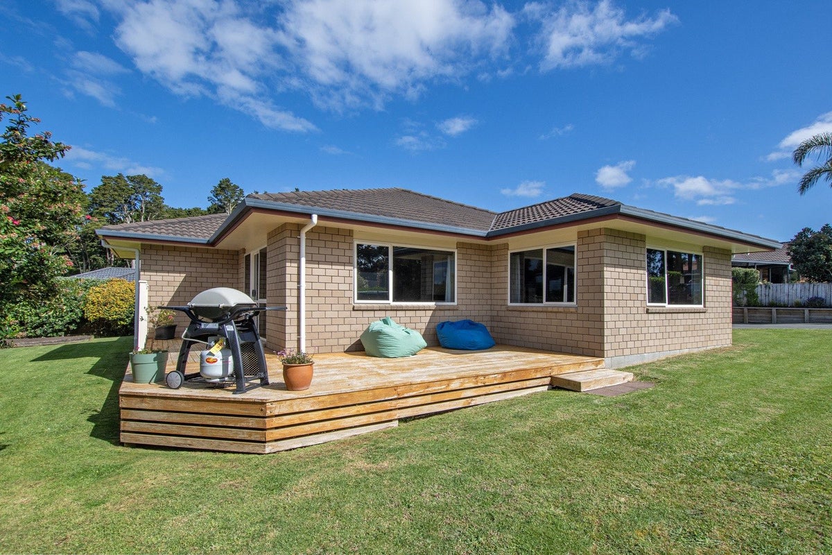 9 Scotia Place, Kamo, Whangarei - Carousel 2