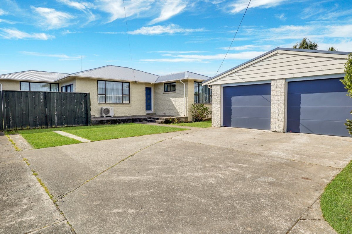 11 Dinton Street, Russley, Christchurch City, Canterbury - Carousel 1