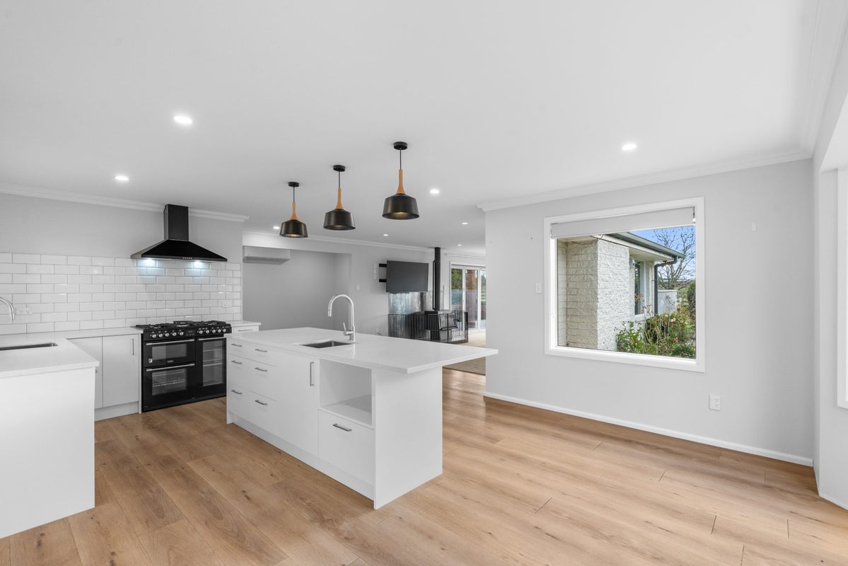 770 Shands Road, Christchurch - Carousel 2