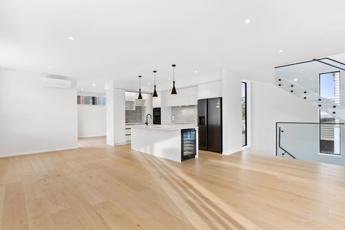 7 Park Avenue, Grafton, Auckland - Carousel 2