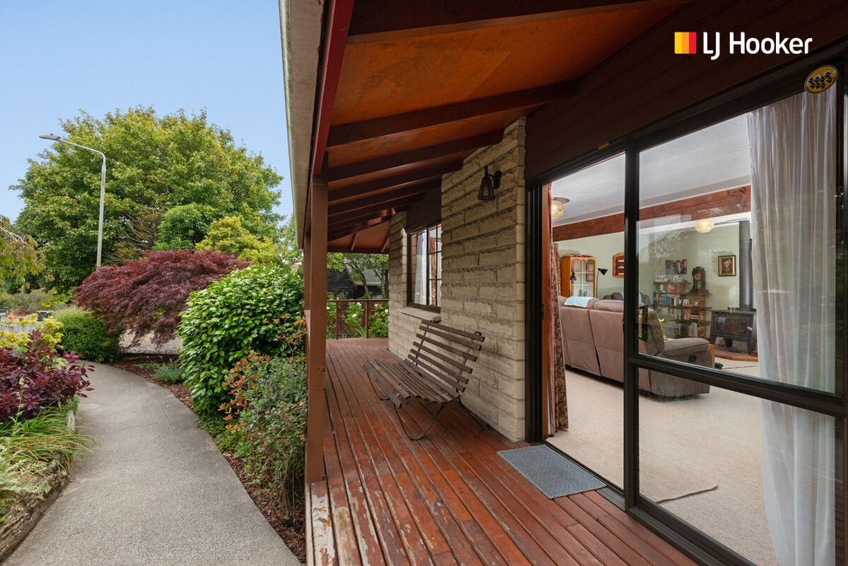 16 Walton Park Avenue, Fairfield, Dunedin - Carousel 1