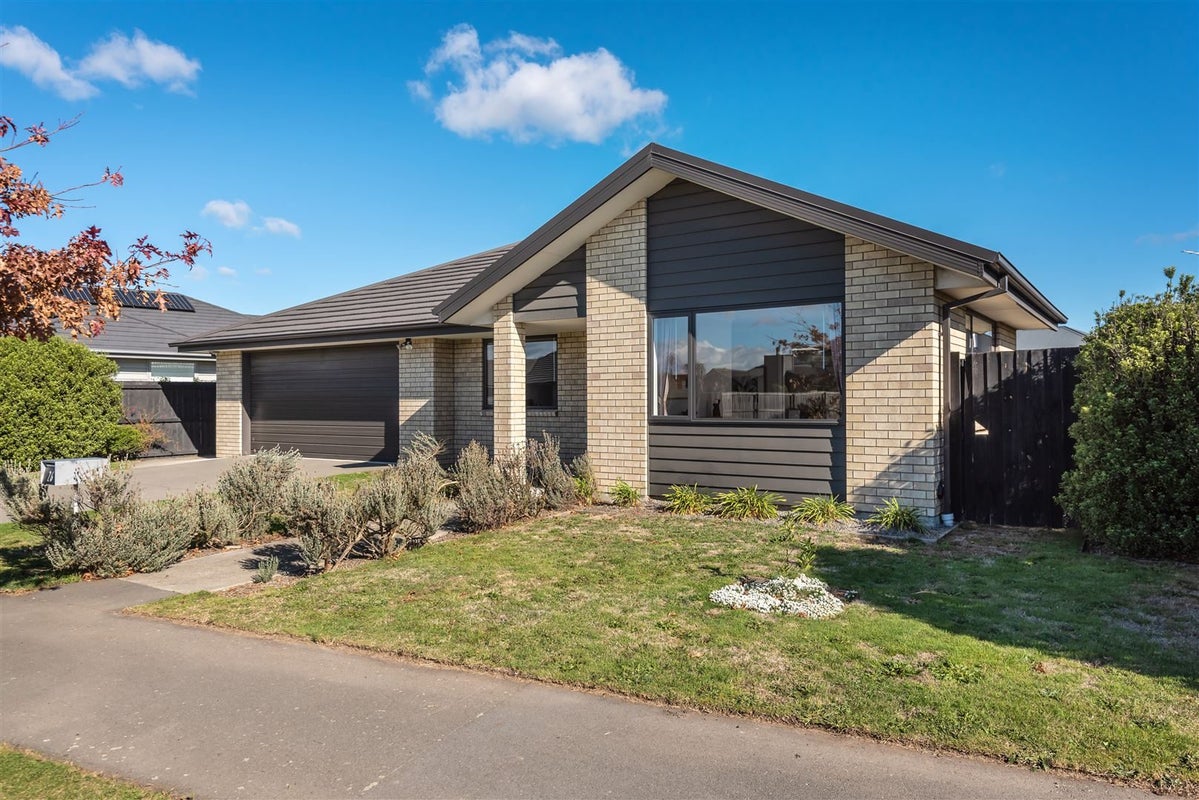 26 Echelon Drive, Wigram, Christchurch - Carousel 20