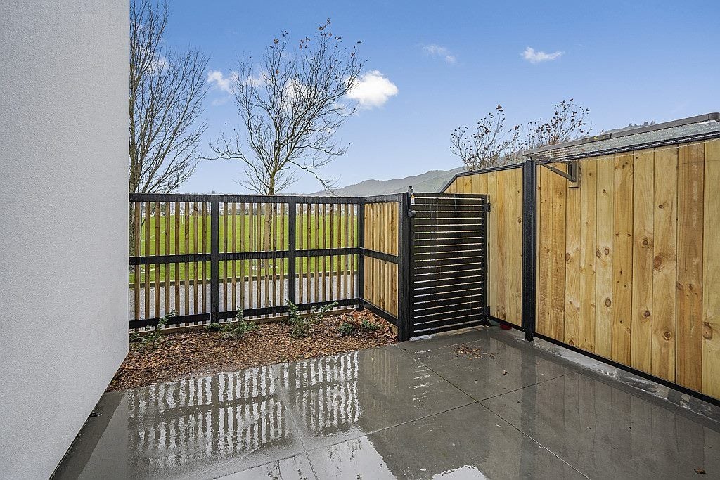 6/28 Fitzherbert Road, Wainuiomata, Lower Hutt - Carousel 14