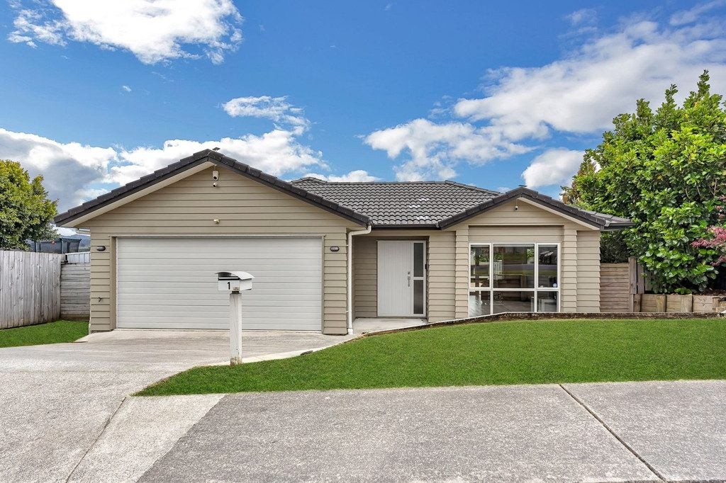 1 Nirmal Place, Sunnyvale, Auckland - Carousel 1