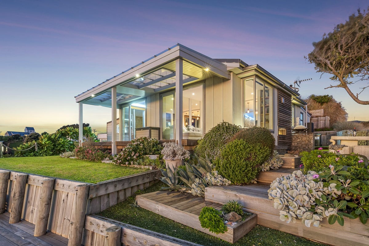 71 Rosetta Road, Raumati South, Paraparaumu - Carousel 2