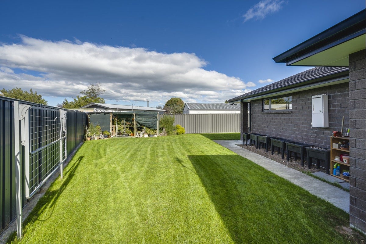 17B Palgrave Avenue, Flaxmere, Hastings - Carousel 17