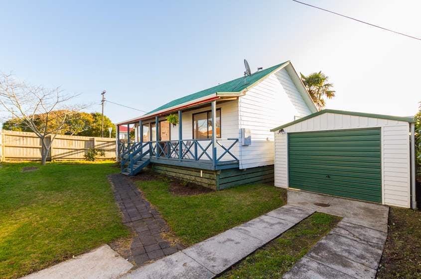 81 Astley Avenue, New Lynn, Auckland - Carousel 2