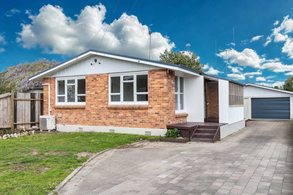 7 Portal Crescent, Beerescourt, Hamilton - Carousel 2