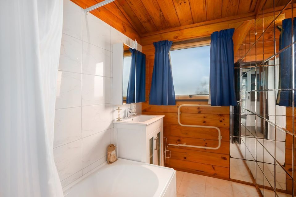7 Tweed Road, Papakowhai, Porirua - Carousel 7