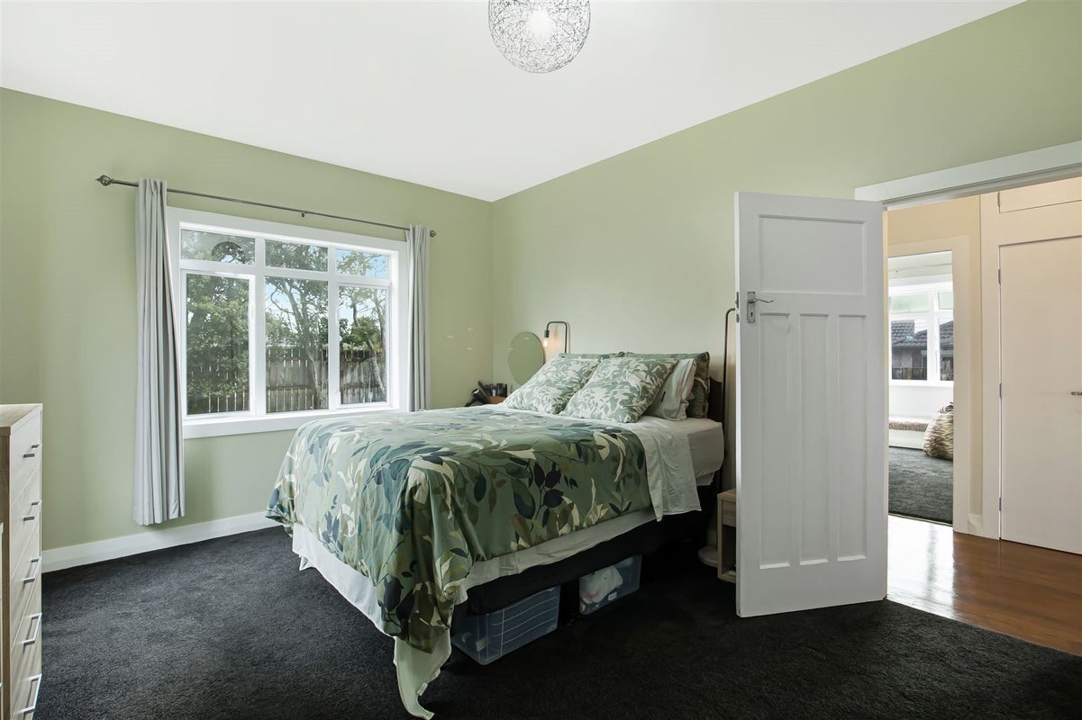 1/275 Great North Road, Henderson, Auckland - Carousel 2