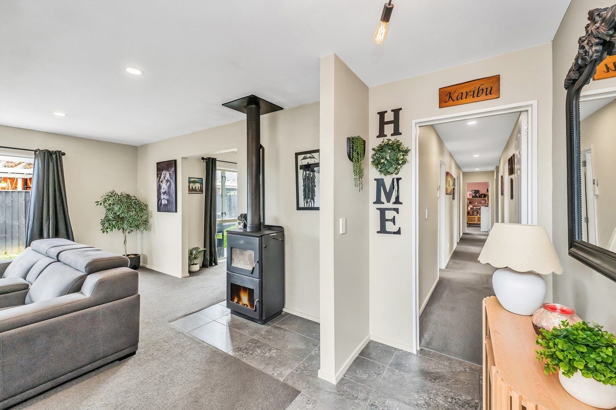27 Wellington Street, Ashley, Rangiora - Carousel 2