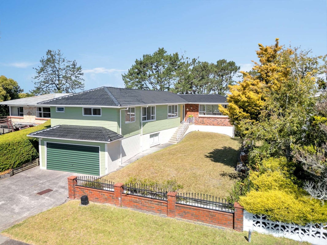 53 Hartley Terrace, Massey, Auckland - Carousel 1