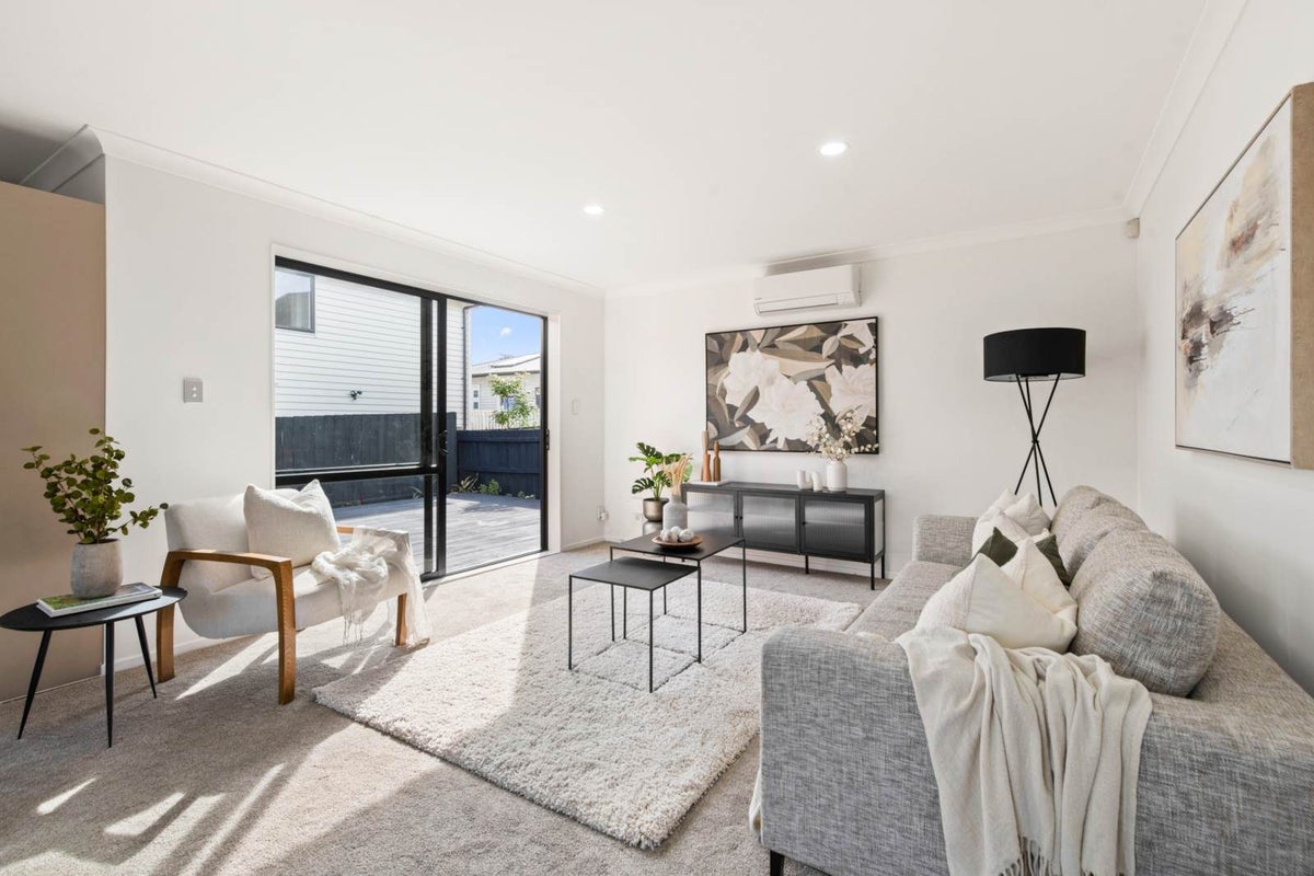 577A Hillsborough Road, Mount Roskill, Auckland - Carousel 2
