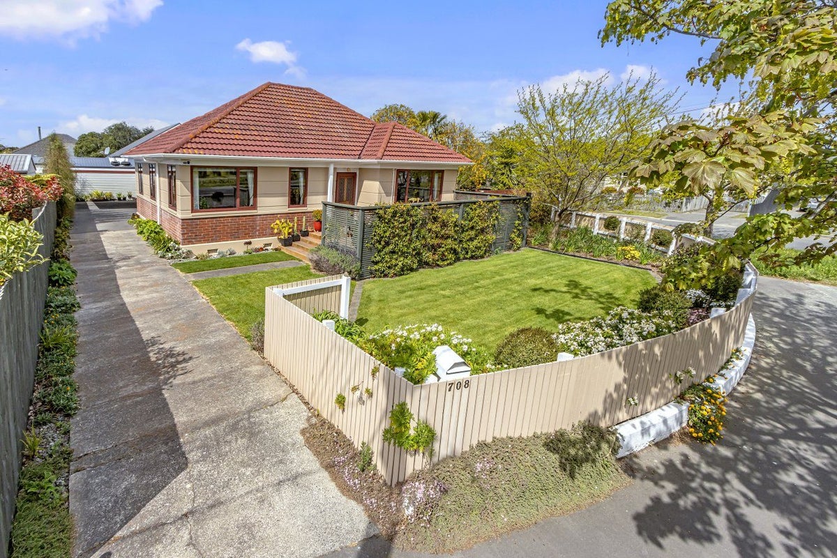 708 Avonside Drive, Avonside, Christchurch - Carousel 1