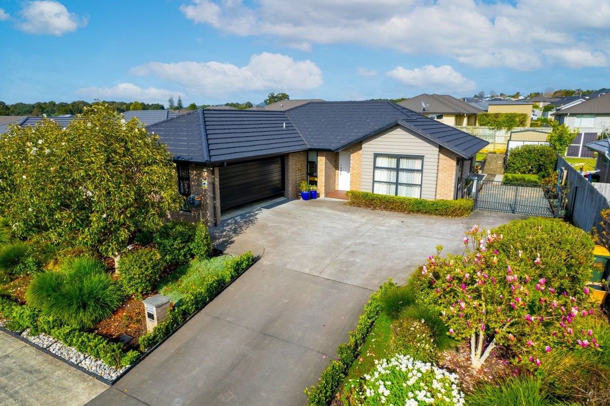 13 Wainui Avenue, Tikipunga, Whangarei - Carousel 2
