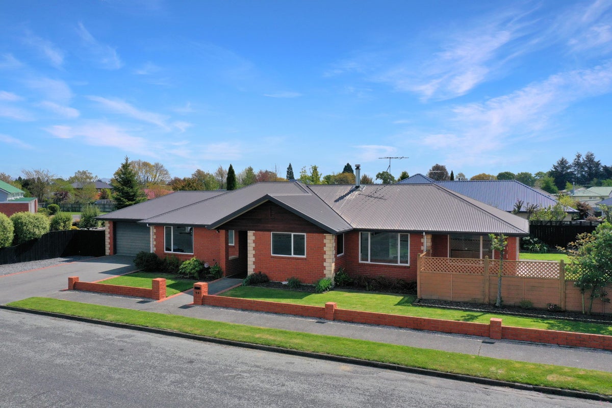 44 Thomson Street, Tinwald, Ashburton - Carousel 1
