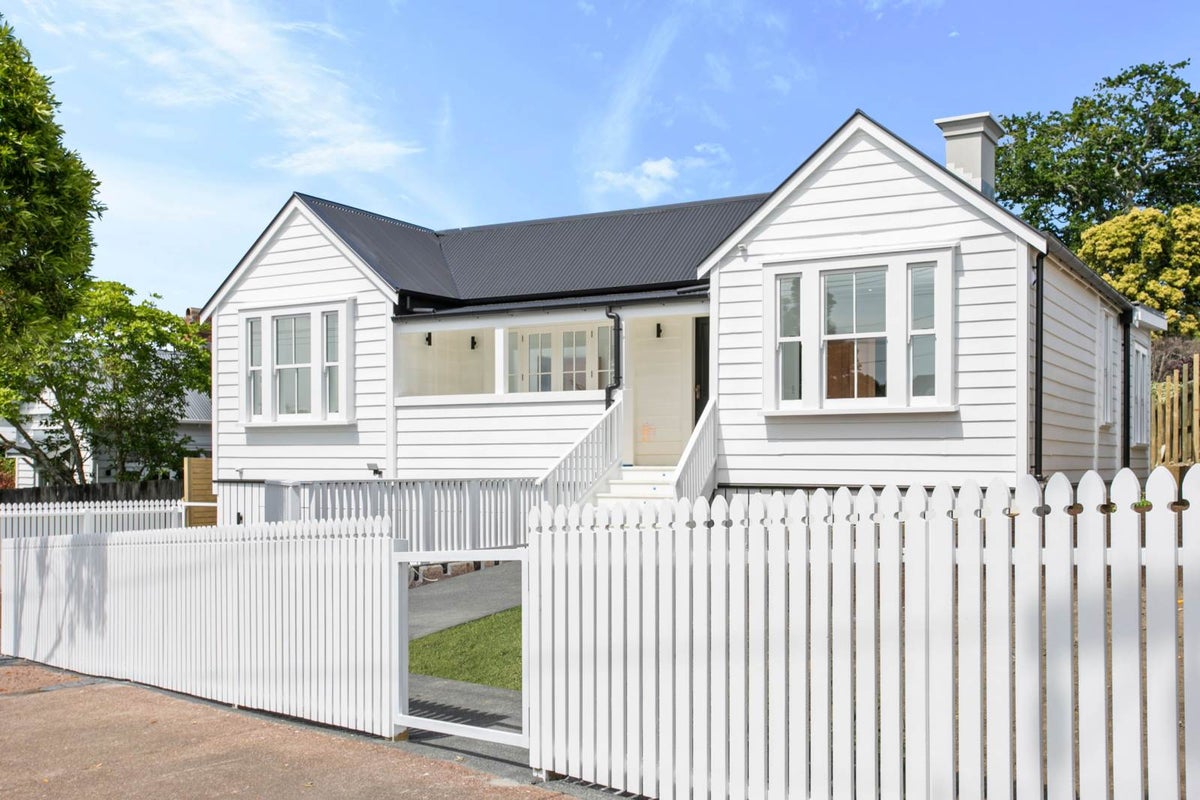 69 Brighton Road, Parnell, Auckland - Carousel 2
