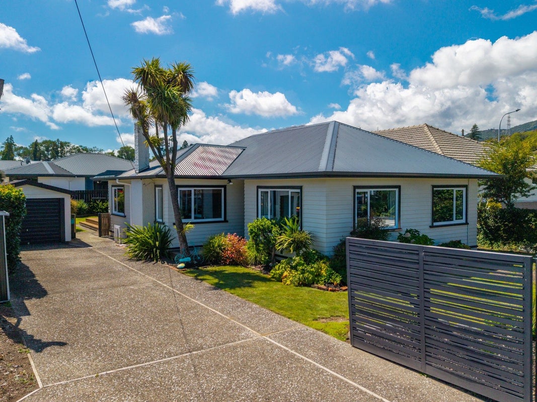 7 Ranui Road, Stoke, Nelson - Carousel 1