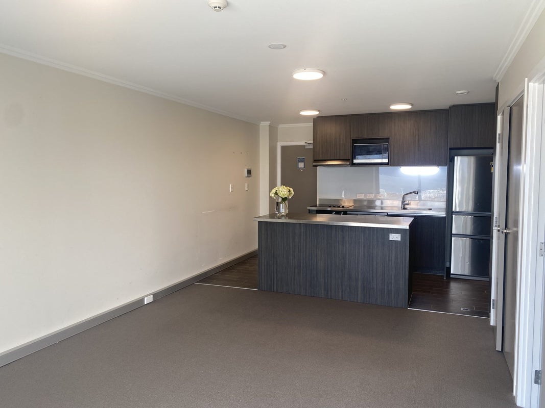 904/111 Molesworth Street, Thorndon, Wellington - Carousel 2
