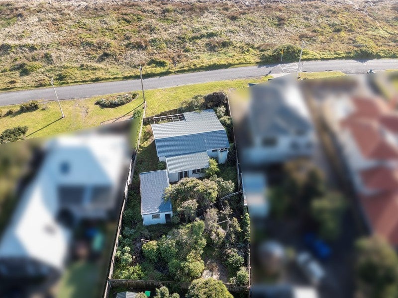 244 Marine Parade, Otaki Beach, Otaki - Carousel 1