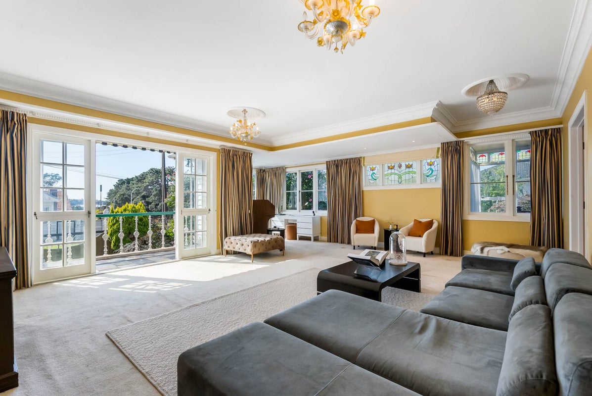 32 Sarsfield Street, Herne Bay, Auckland - Carousel 2