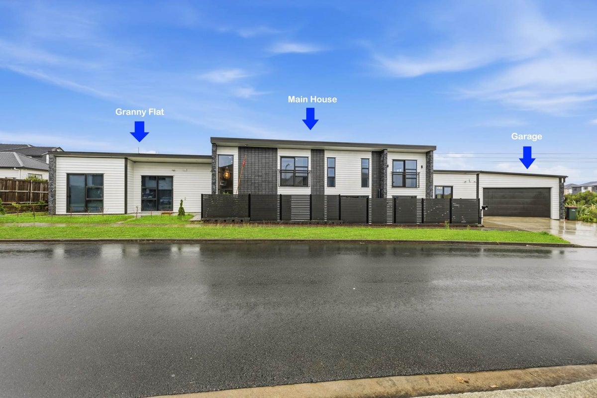62 Castlebane Drive, Flat Bush, Auckland - Carousel 28