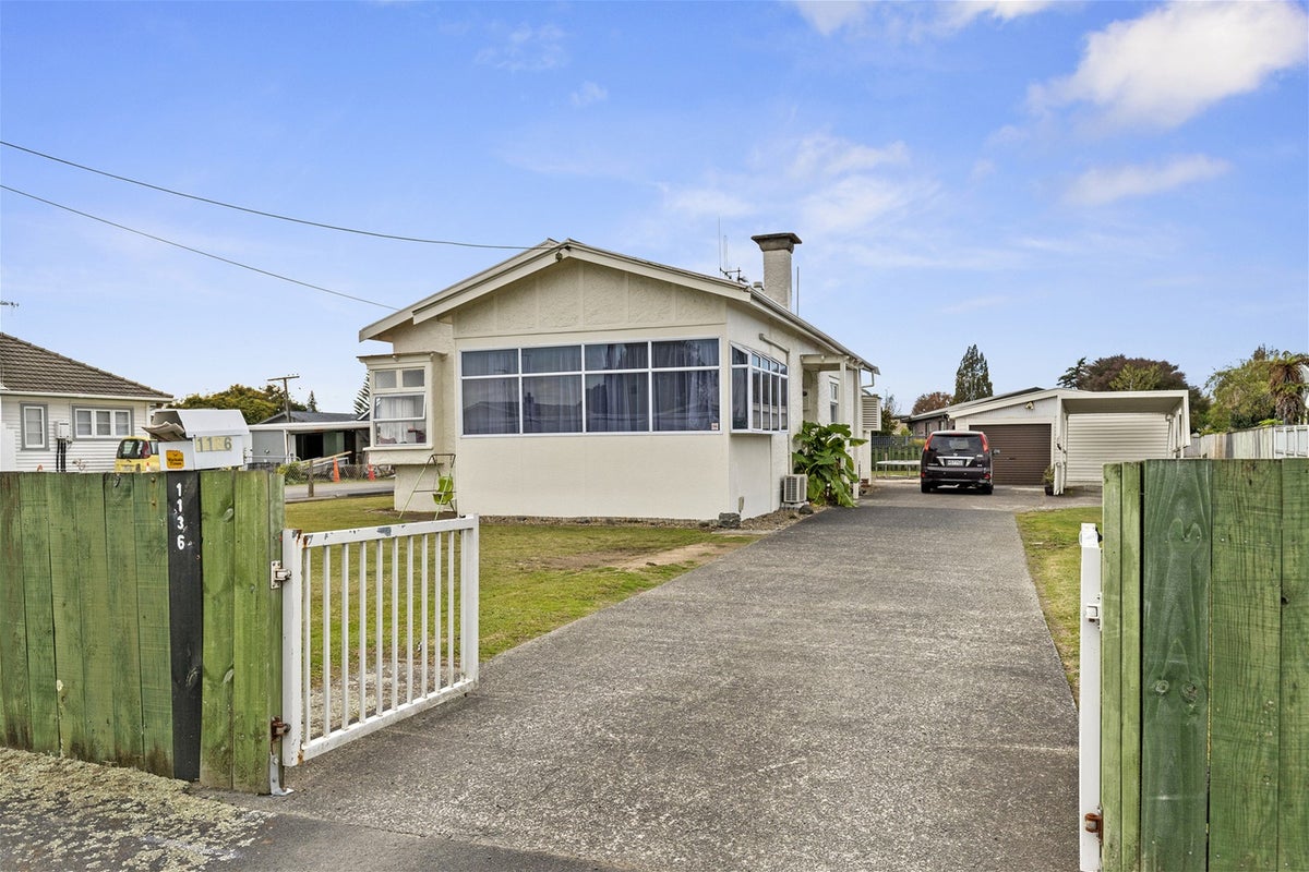 1136 Heaphy Terrace, Fairfield, Hamilton - Carousel 1