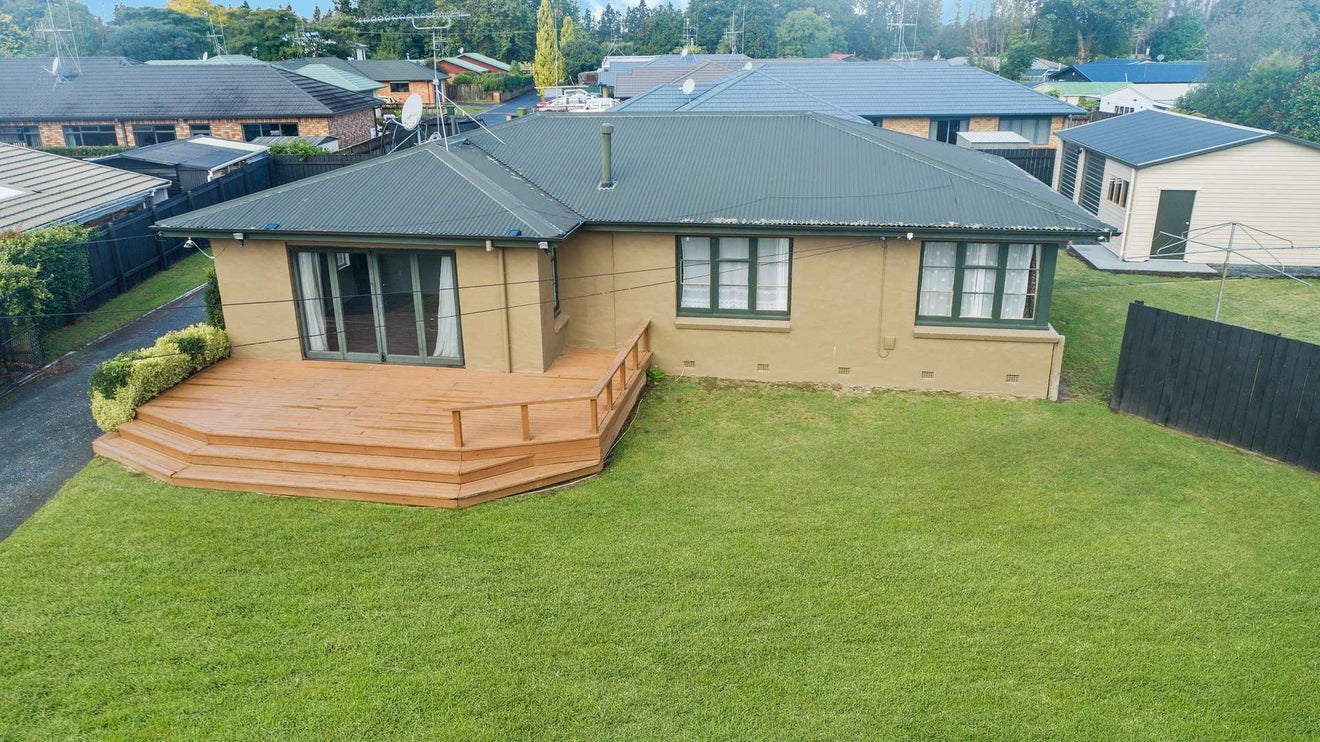 5 Macaulay Street, Leamington, Cambridge - Carousel 1