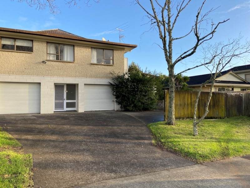1/15 Butley Drive, Farm Cove, Auckland - Carousel 1