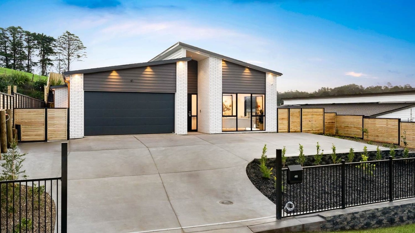 46 Kate Duncan Drive, Swanson, Auckland - Carousel 1