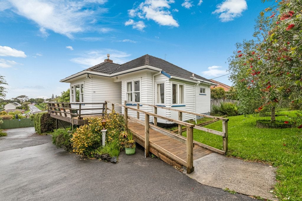 30 Evans Road, Glen Eden, Auckland - Carousel 1