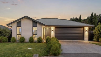 7 Napper Place, Halswell, Christchurch - Carousel 1