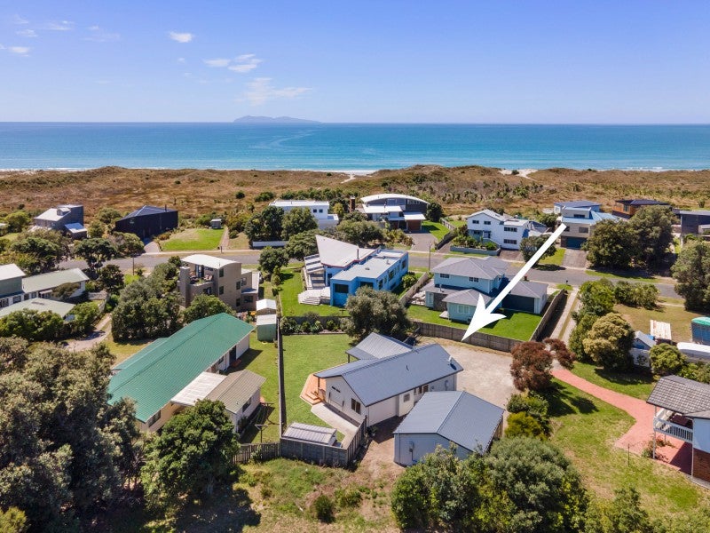 32 Papaunahi Road, Bowentown, Katikati - Carousel 1