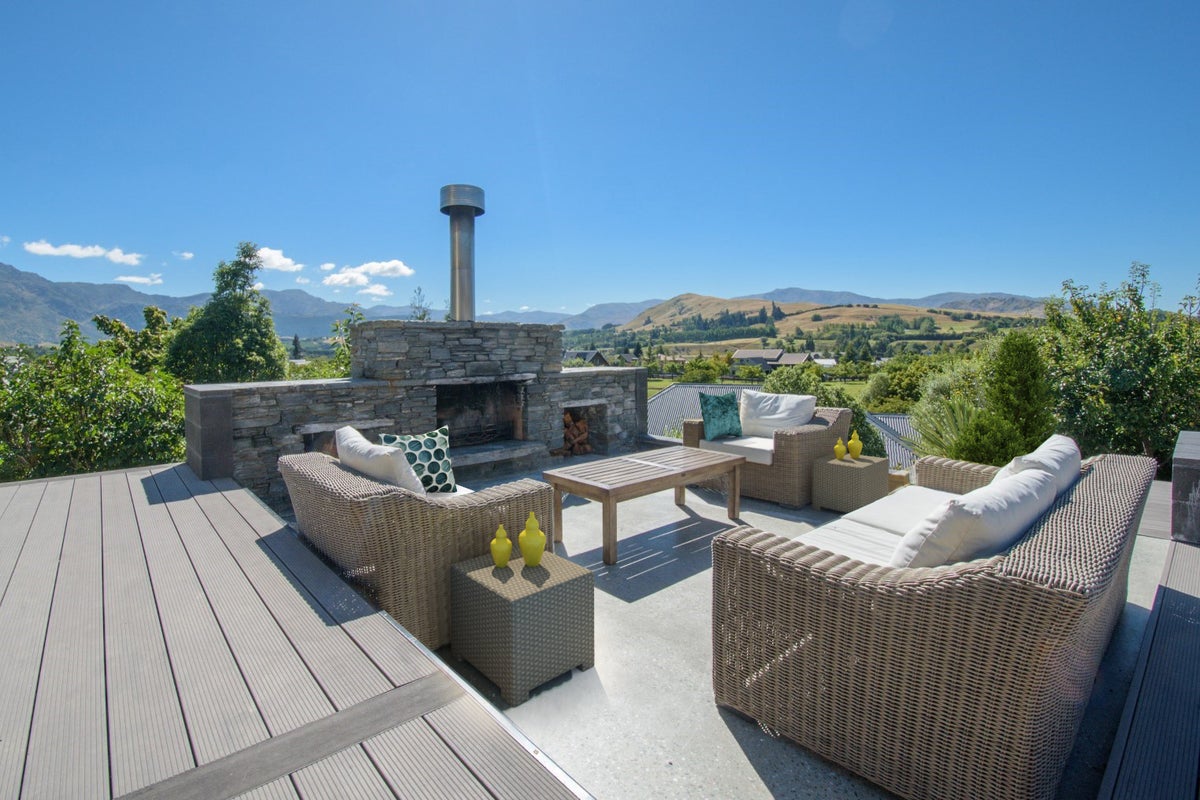 10 Bramshill Drive, Lower Shotover, Queenstown - Carousel 1