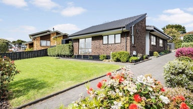 106 Motatau Road, Papatoetoe, Auckland - Carousel 1
