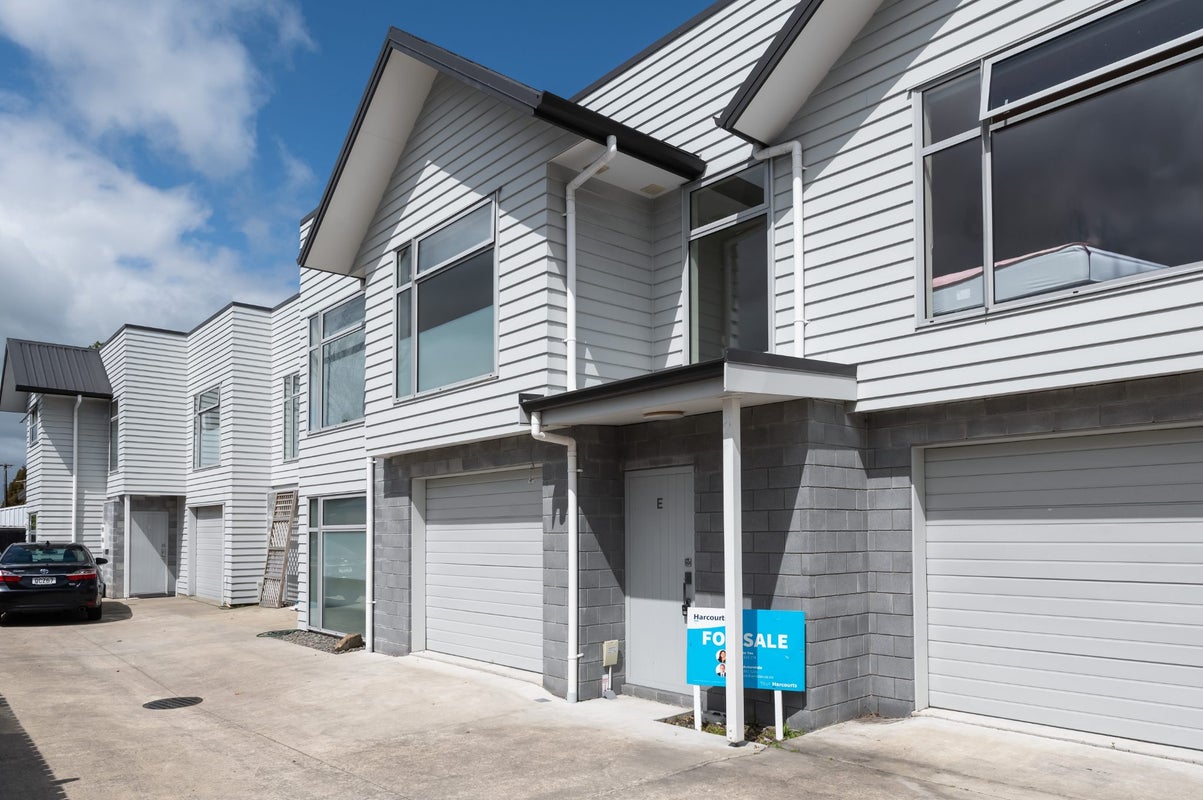 5/215 Massey Street, Frankton, Hamilton - Carousel 1