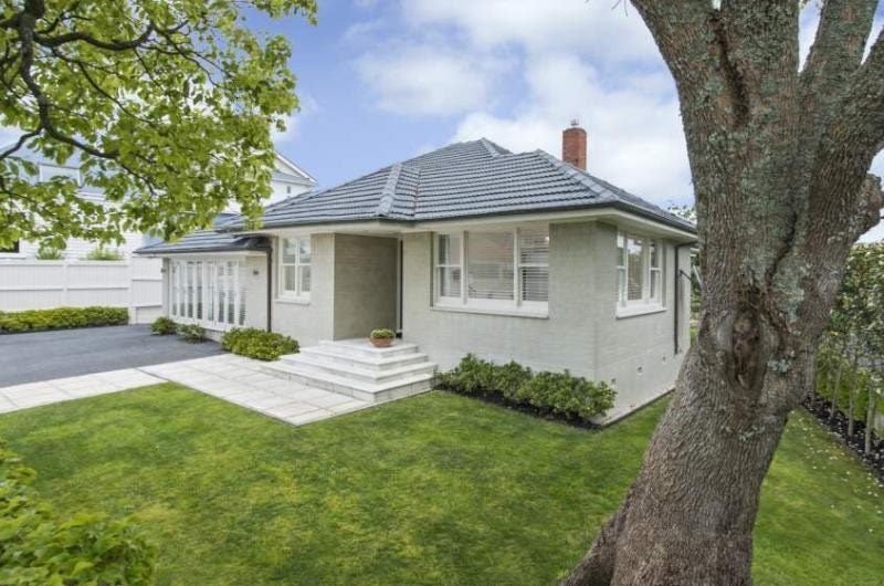 42A Orakei Road, Remuera, Auckland - Carousel 1