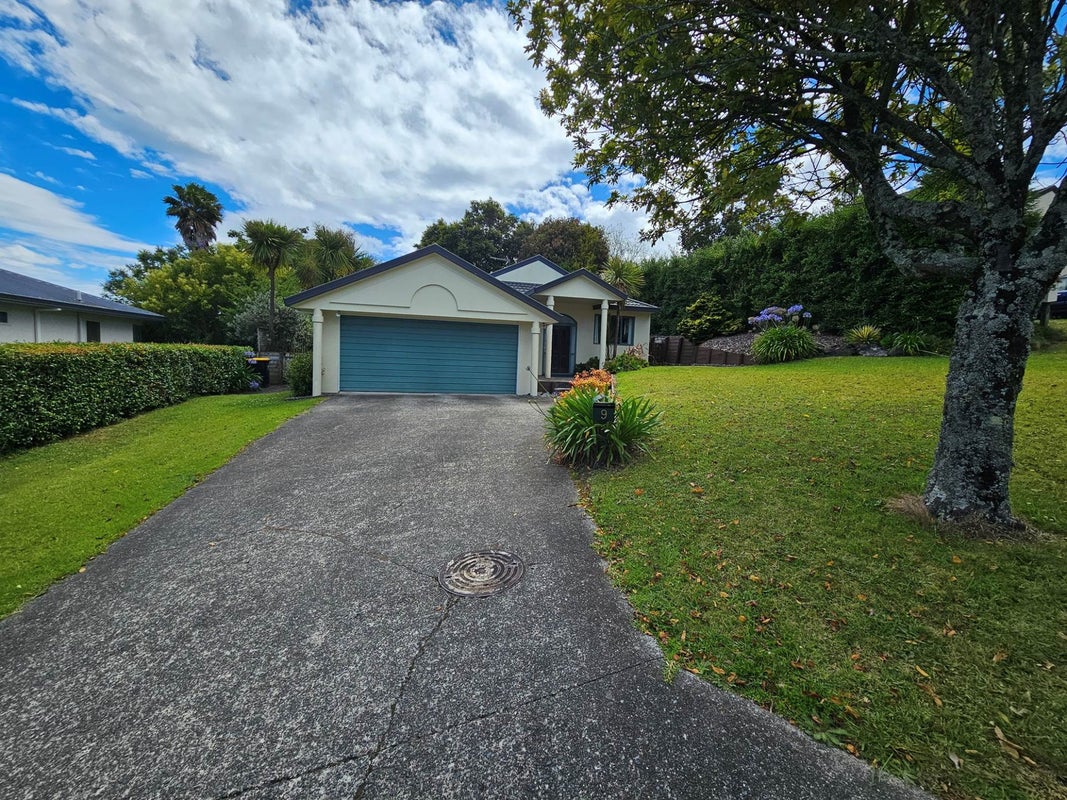 9 Tupare Heights, Pyes Pa, Tauranga - Carousel 2
