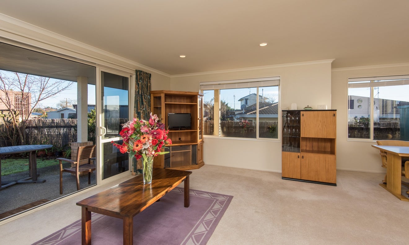 18 Mata Close, Tahunanui, Nelson - Carousel 1