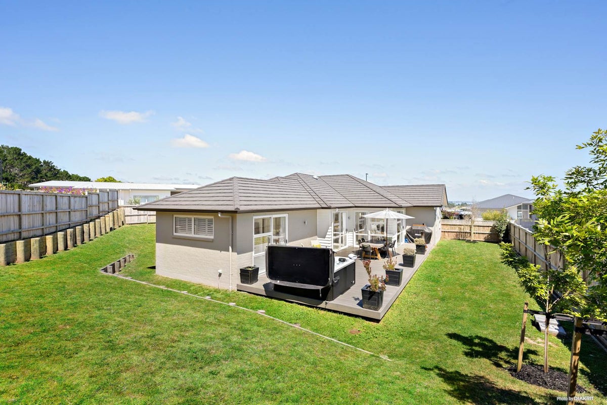 3 Karo Road, Beachlands, Auckland - Carousel 2