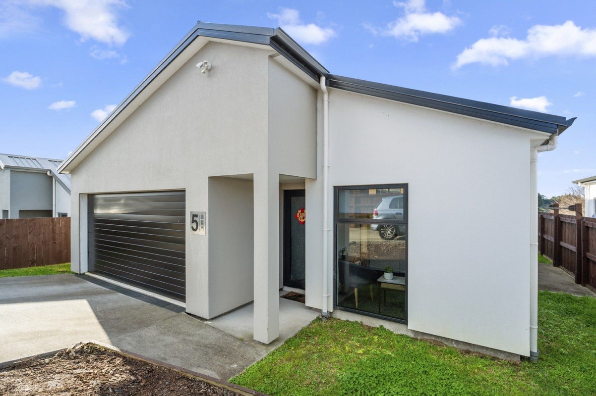 5 Amelia Way, Pyes Pa, Tauranga - Carousel 16