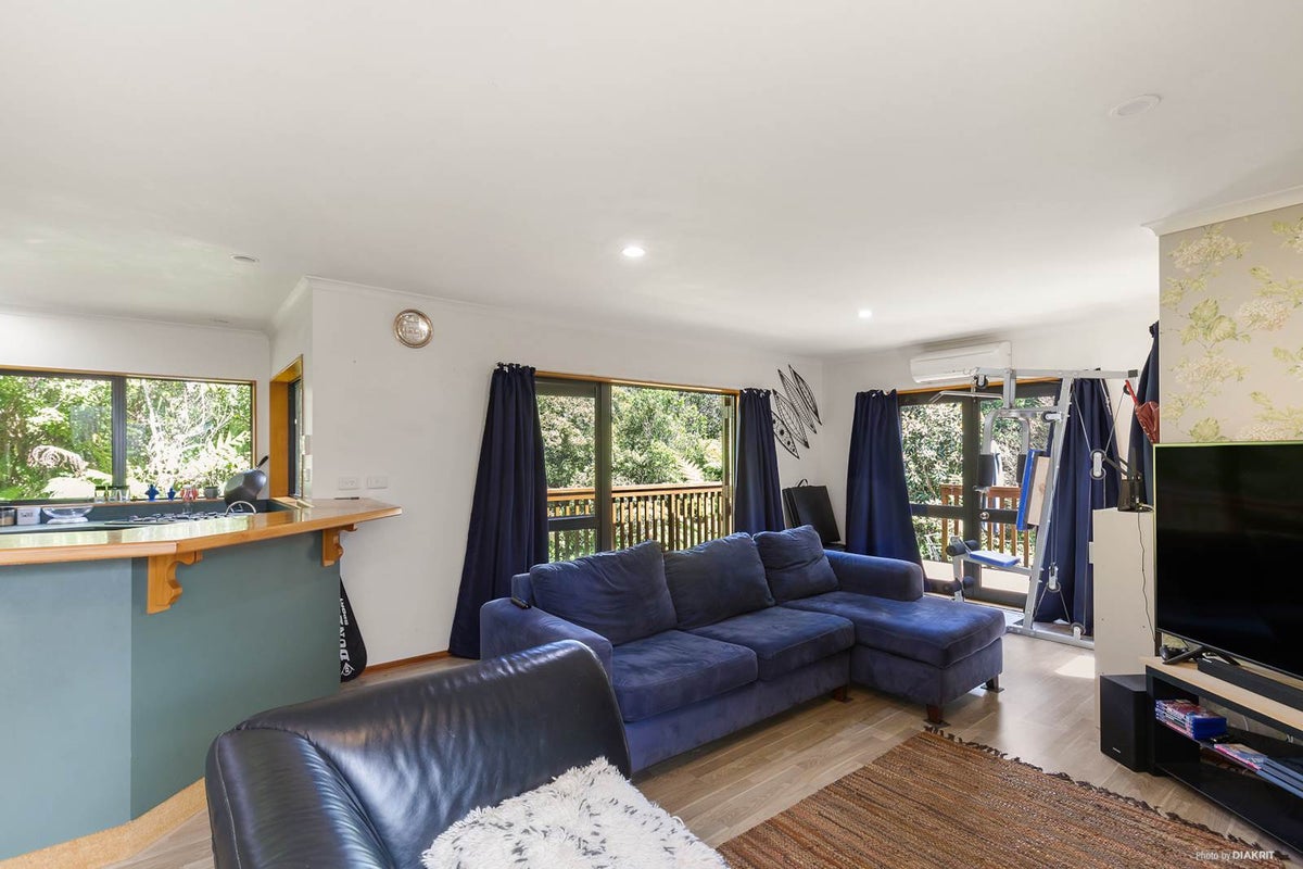 47A Gatman Street, Birkdale, Auckland - Carousel 2