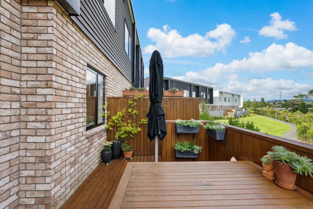 5 Tamora Lane, Avondale, Auckland - Carousel 2