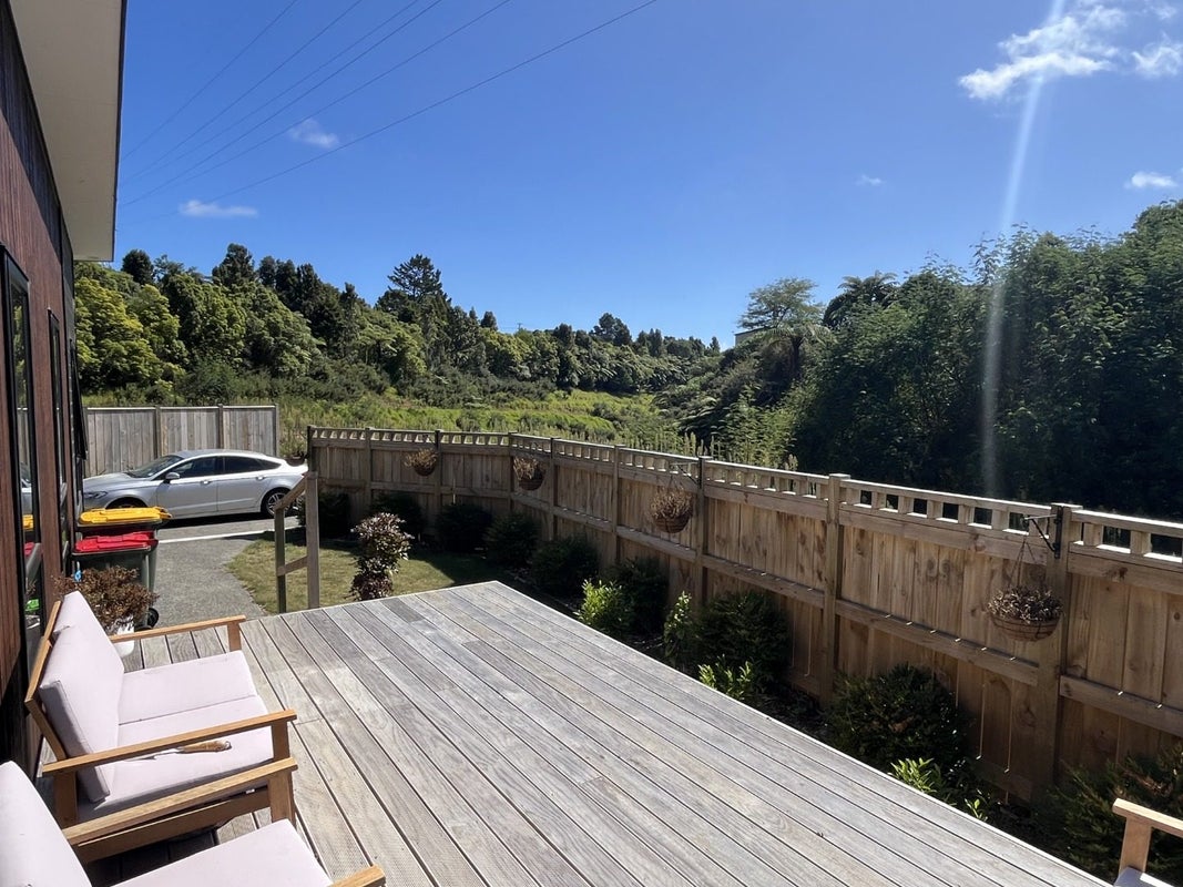 23E Heta Road, Highlands Park, New Plymouth - Carousel 13