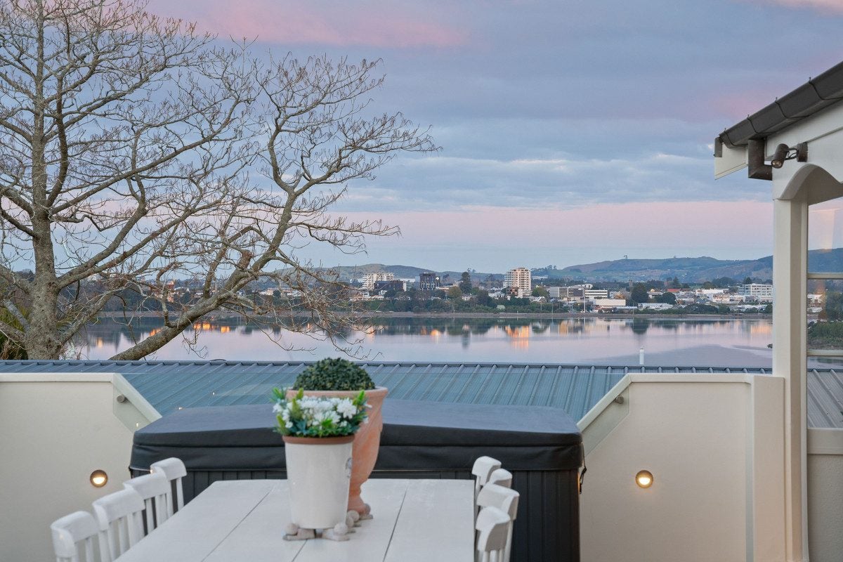 204B Grange Road, Otumoetai, Tauranga - Carousel 1
