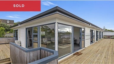 29 Gledstane Road, Stanmore Bay, Whangaparaoa - Carousel 1
