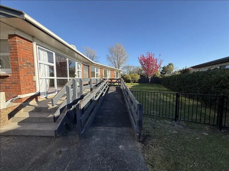 19 Samuel Place, Queenwood, Hamilton - Carousel 14